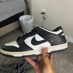 Nike Panda Dunks